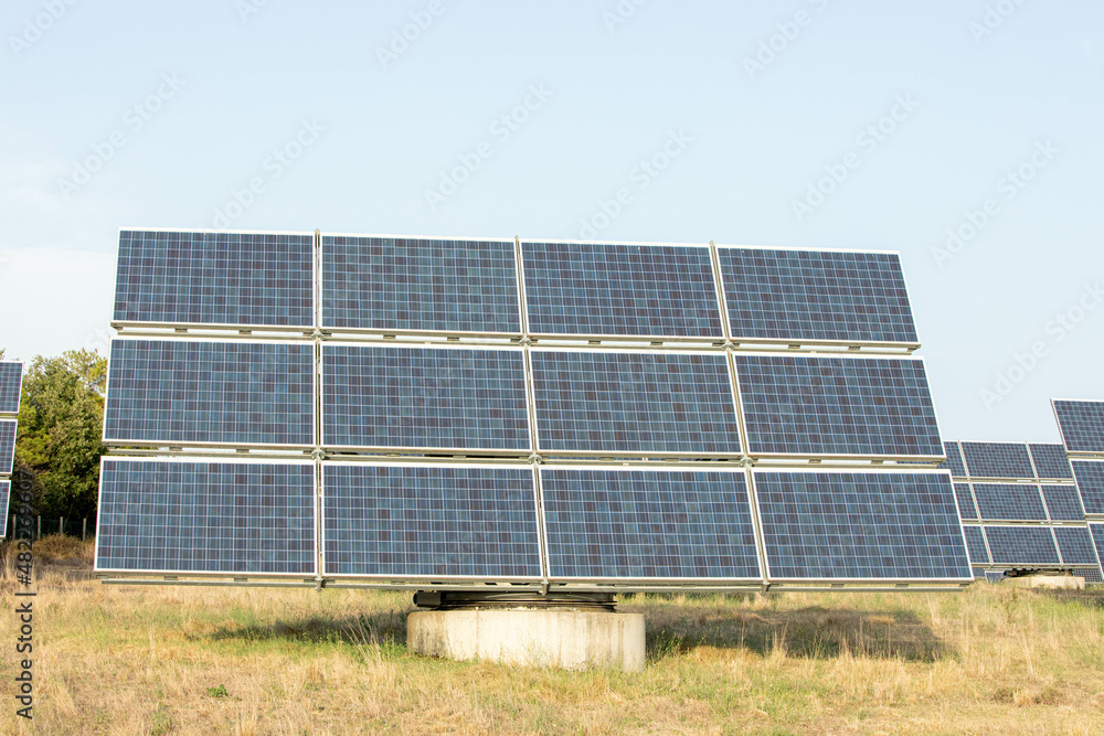 Granja de paneles solares de energia renovable Granja de paneles solares de energia renovable