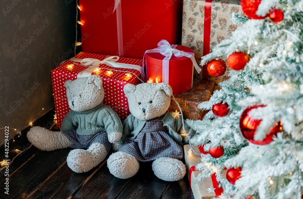Christmas tree with gifts and teddy bears
