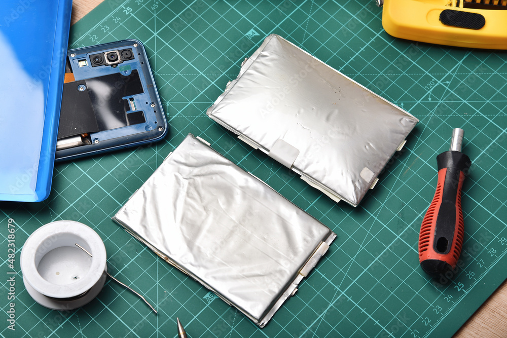 Smart phone repair, Broken battery replacement, Lithium polymer battery