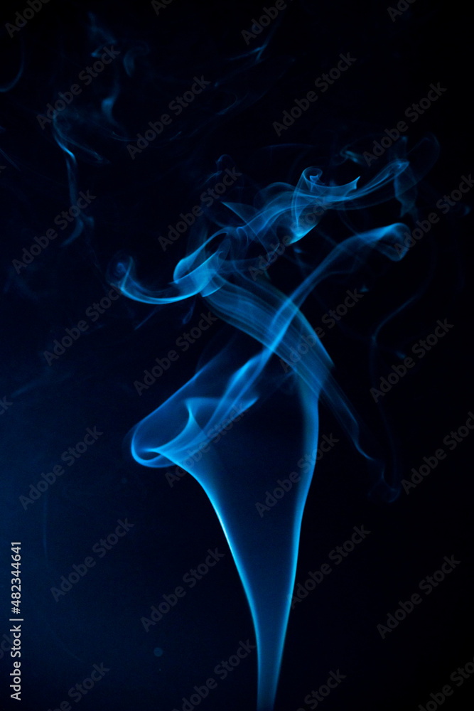 Fototapeta premium smoke on a dark background, abstract smoke, background, abstract background