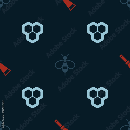 Set Beekeeping knife, and Honeycomb on seamless pattern. Vector