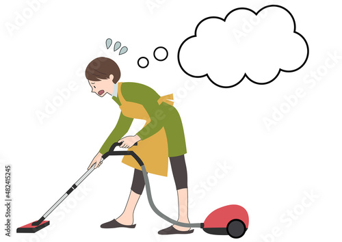 エプロンをして困った顔で掃除機をかける女性（吹き出し付き・ワンオペ家事等のイメージに）