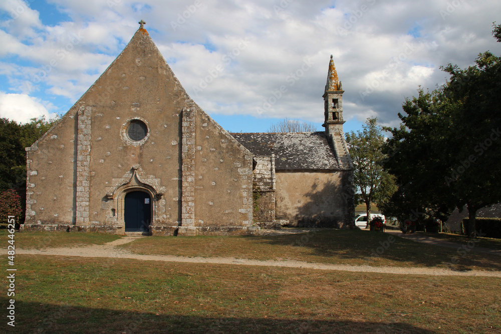 saint-cado chapel in brittany (france)