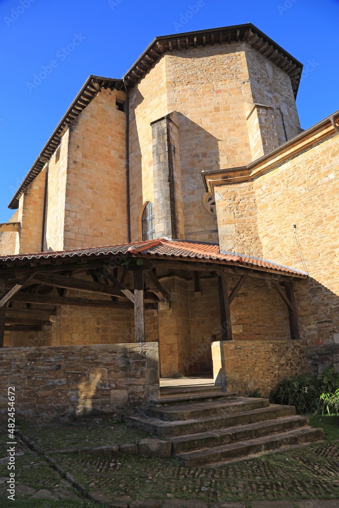 colegiata monasterio de zenarruza  de ziortza de bolívar bizkaia país vasco 4M0A0569-as22