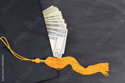 savings for college money and graduation