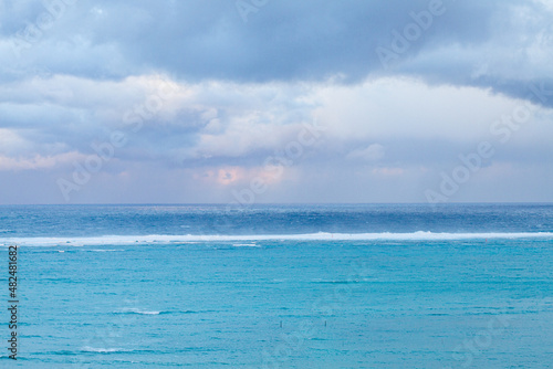 沖縄の海 © Hama