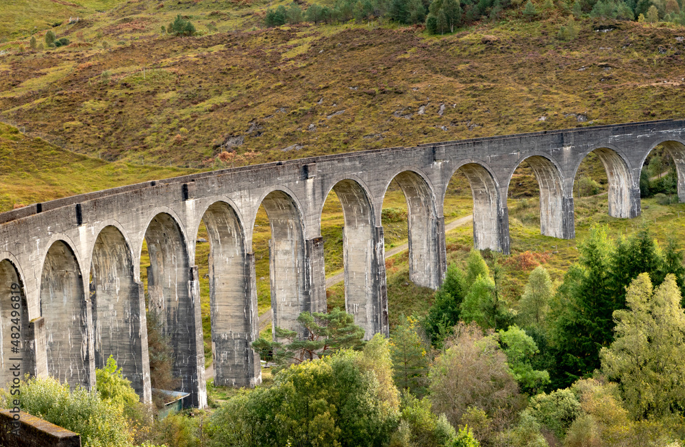  Glenfinnan viaduct in Scotland, UK