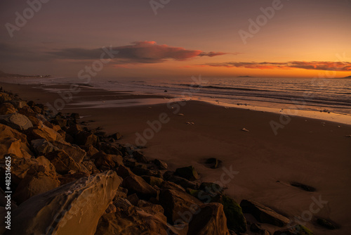 Fototapeta Naklejka Na Ścianę i Meble -  Scenic Sunset in Ventura California Pacific Coast