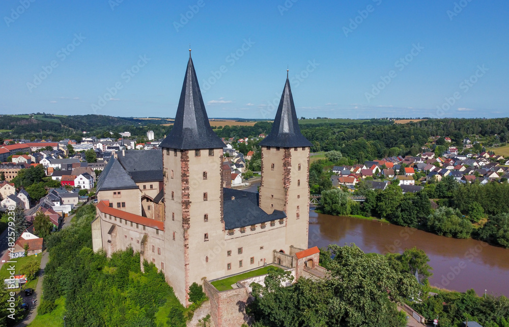 Luftaufnahme des Schloss Rochlitz in Sachsen