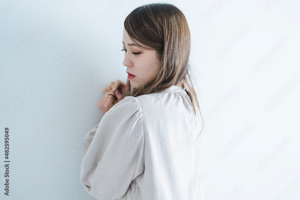 クールな女性ポートレート クールな女性ポートレート