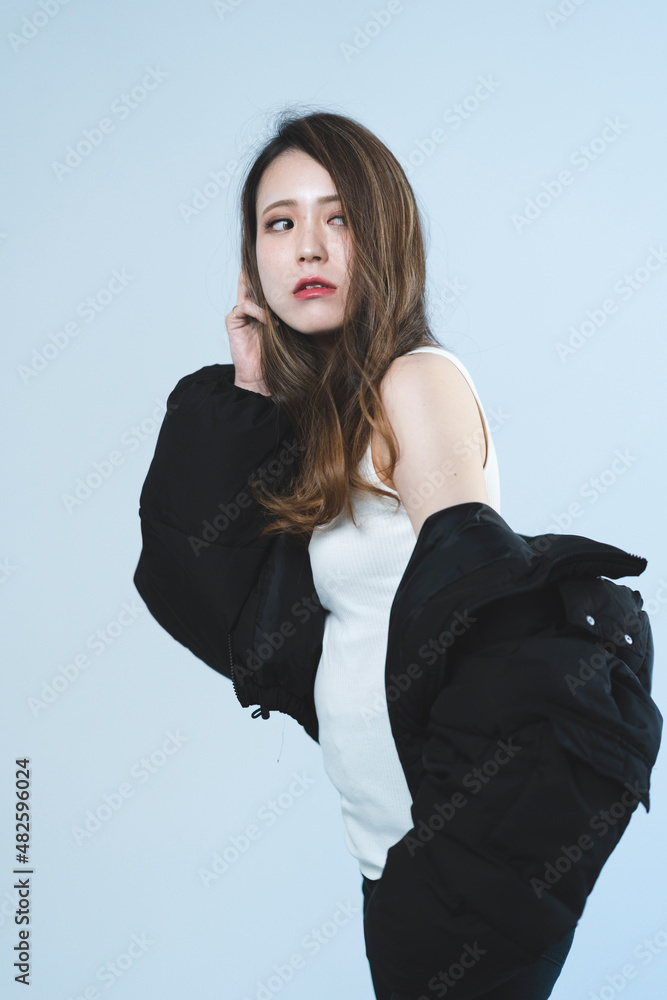 クールな女性ポートレート クールな女性ポートレート