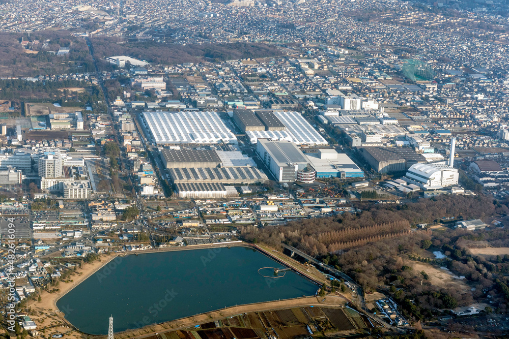 Fototapeta premium 日産自動車相模原部品センター付近を空撮