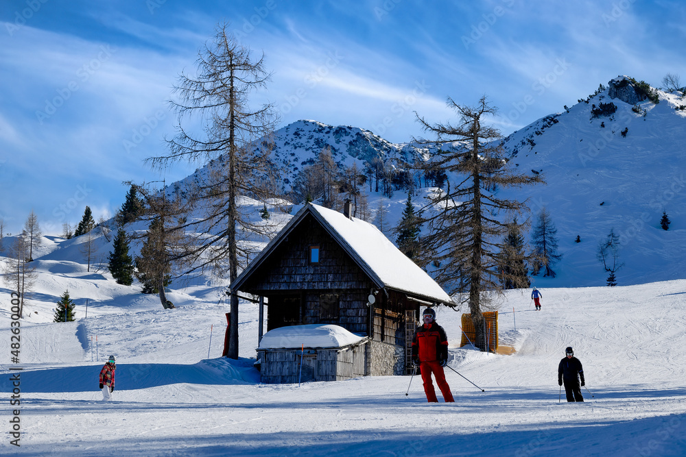 Fototapeta premium Snowboarding im Skigebiet Vogel, Slowenien