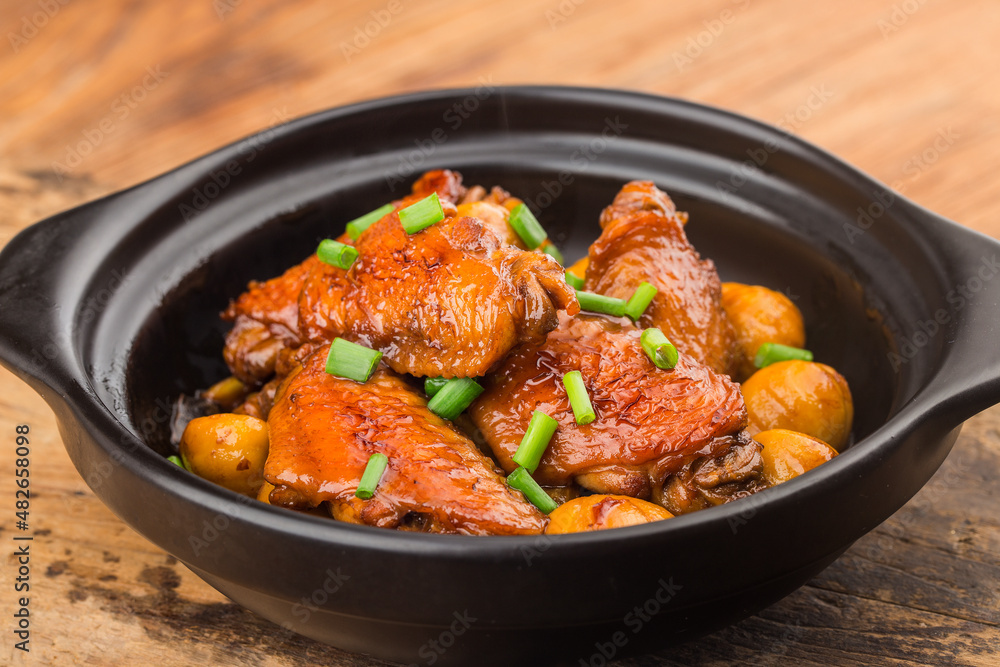 Braised Chicken Wings with Chestnut Braised Chicken Wings with Chestnut