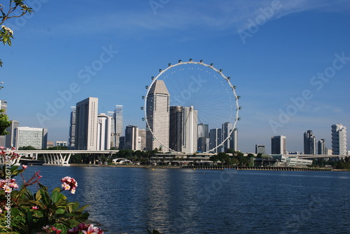 Singapore-skyline-marina-bay-travel