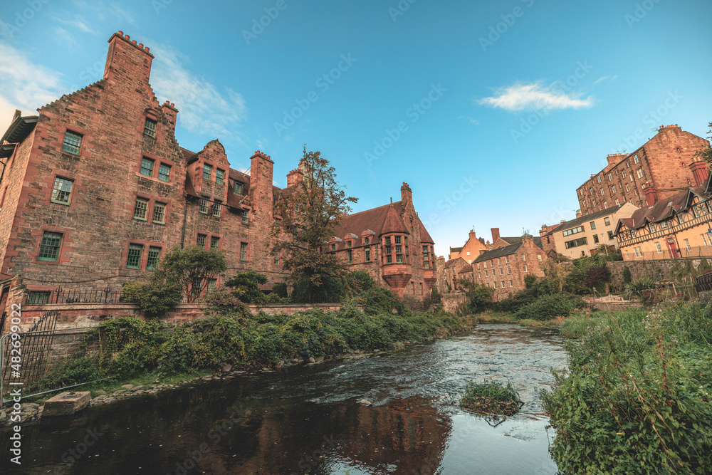 Dean Village by the Water of Leith heart is Well Court, the most iconic building in the village in Edinburg, visitors can find a beautiful oasissite of water mills with beautiful, old brick buildings