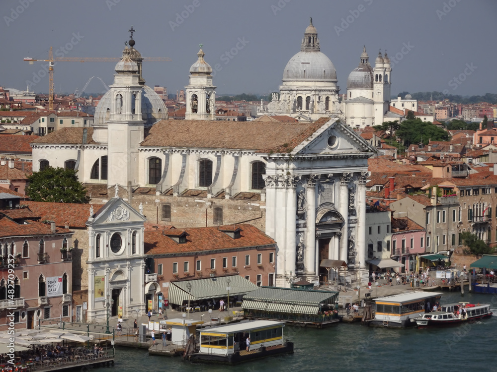 Naklejka premium Venice - Churches and Tourism