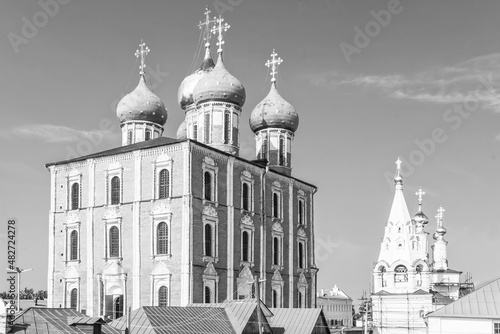 Obraz na płótnie Dormition Cathedral and the Church of the Epiphany of the Ryazan Kremlin w salonie