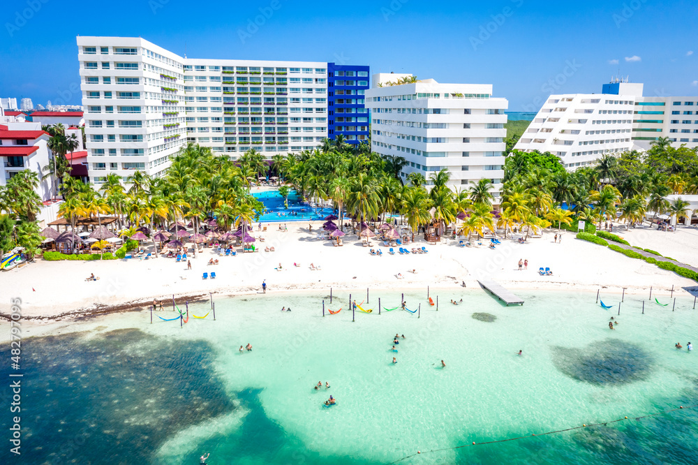 Aeria view of the complex of hotels and beaches on the shores of the Gulf of Mexico in Cancun, Zona Hoteliera. Caribbean coast, Yucatan, Mexico Aeria view of the complex of hotels and beaches on the shores of the Gulf of Mexico in Cancun, Zona Hoteliera. Caribbean coast, Yucatan, Mexico