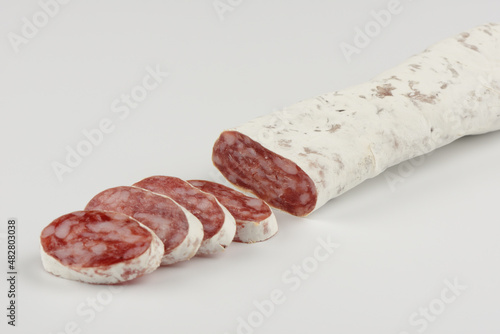 Fuet cortada, salchicha típica de España