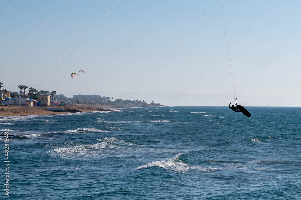 Obraz premium Nahariya's Promenade and Galei Galil Beach view of the sea and the shore from the pier
