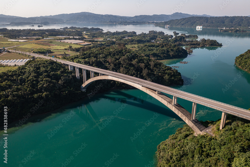 古宇利島　ワウリ大橋