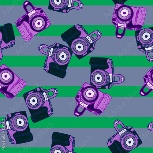 Photo camera vintage seamless pattern. Retro photo cameras design.