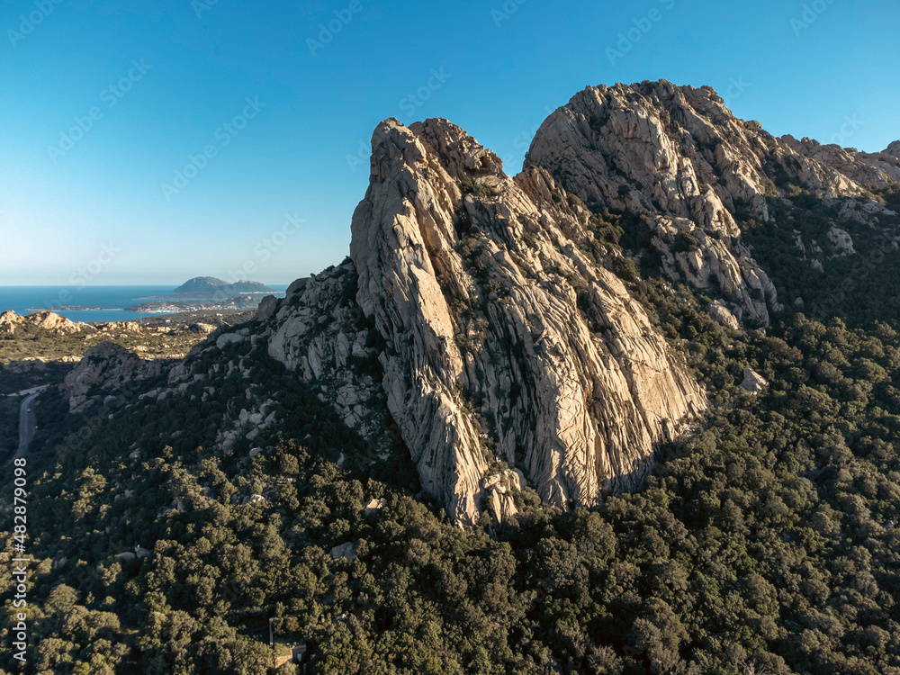 Sardegna, le rocce granitiche di San Pantaleo, caratteristico borgo poco distante dalla Costa Smeralda