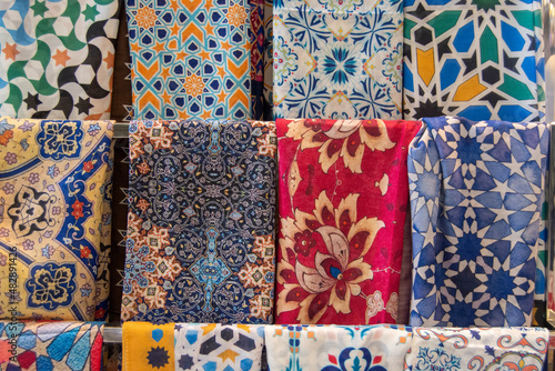 Pañuelos de estilo árabe en el mercadillo