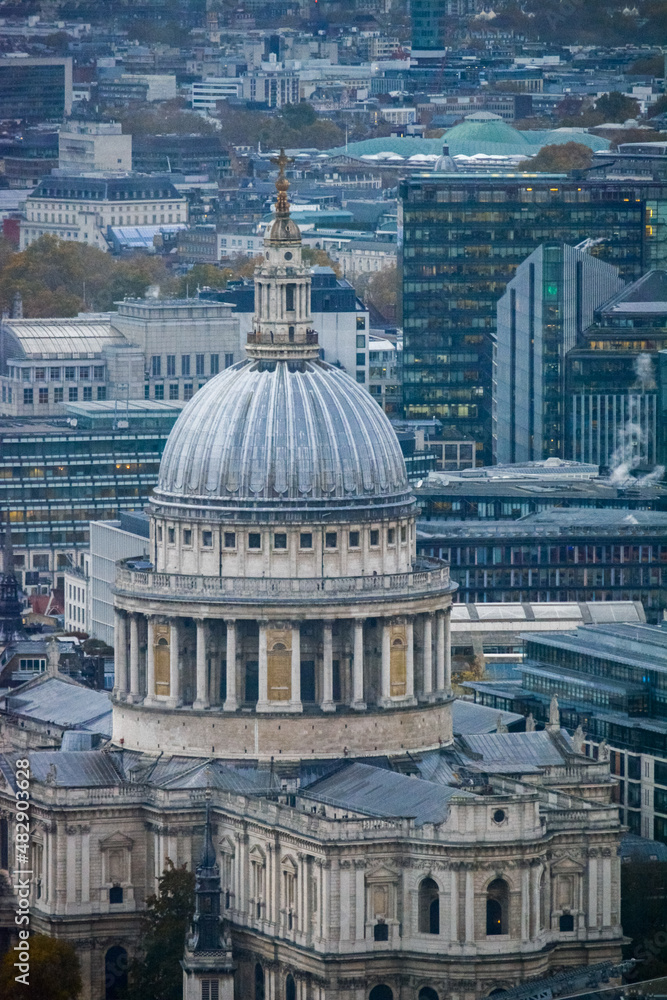 Fototapeta premium View of St Paul's Cathedral from the Sky Garden