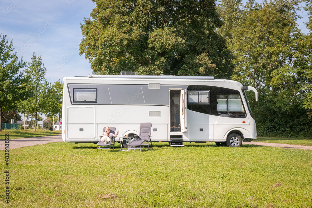 Camping am See - Wohnmobil Urlaub