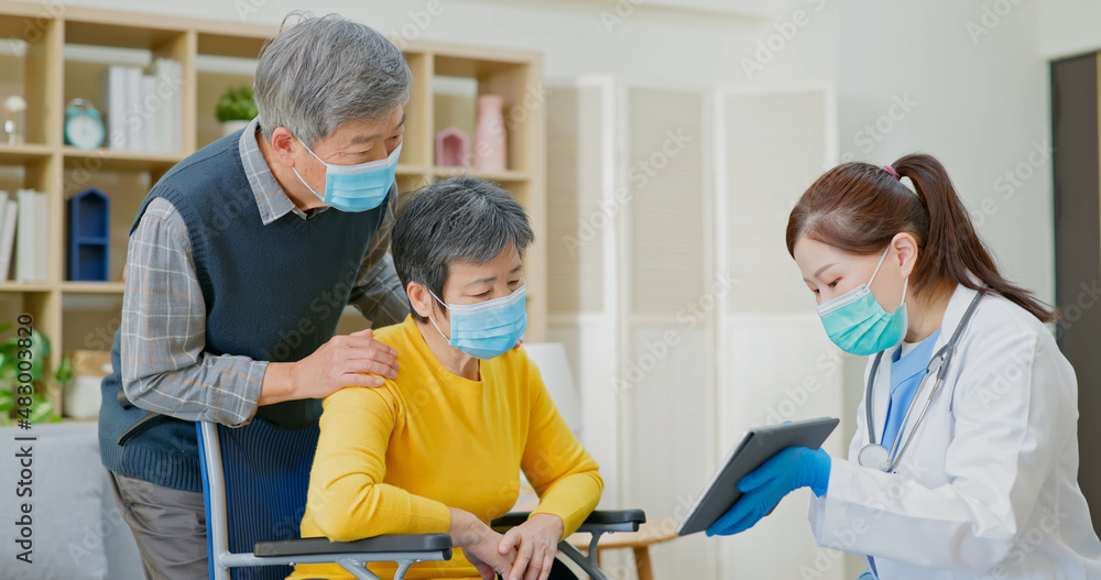 Obraz premium senior woman in wheelchair