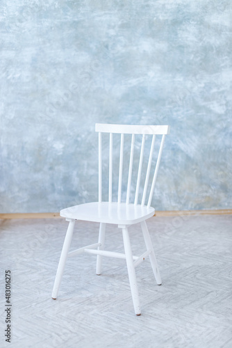 white chair 