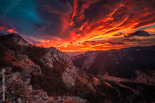 Fototapeta Naklejka Na Ścianę i Meble -  A beautiful sunrise in Bulgaria, The Vratsa Balkan