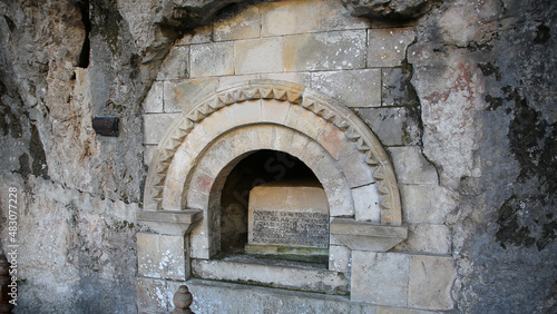 Tumba de Don Pelayo  Santa Cueva o Cuevona  Santuario de Covadonga  Asturias  Espa  a