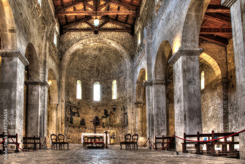 Serramonacesca - Abruzzo - Abbey of San Liberatore in Maiella - Central nave