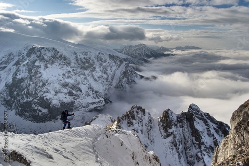 Zimowy trekking w Tatrach / Winter trekking in Tatra Mountains / Tatry / Giewont / Zakopane