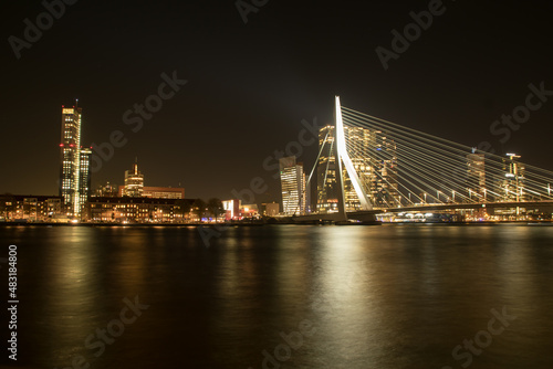 Fototapeta Naklejka Na Ścianę i Meble -  Skyline of Rotterdam