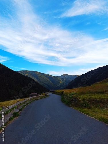 Fototapeta Naklejka Na Ścianę i Meble -  Vall d'Incles (Canillo - Andorra)