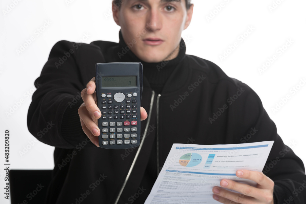 Energy consumption expenditure at home and at the workplace Energy consumption expenditure at home and at the workplace