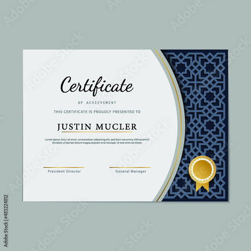 Business certificate islamic pattern template