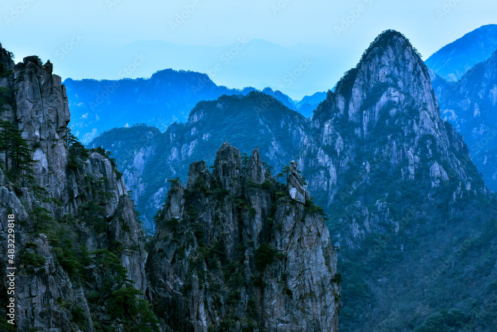 Fototapeta premium Huangshan Scenic Spot in Anhui Province, China