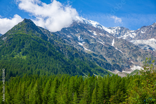 Fototapeta Naklejka Na Ścianę i Meble -  Serene mountains landscape view on Simplon Pass at sunny day