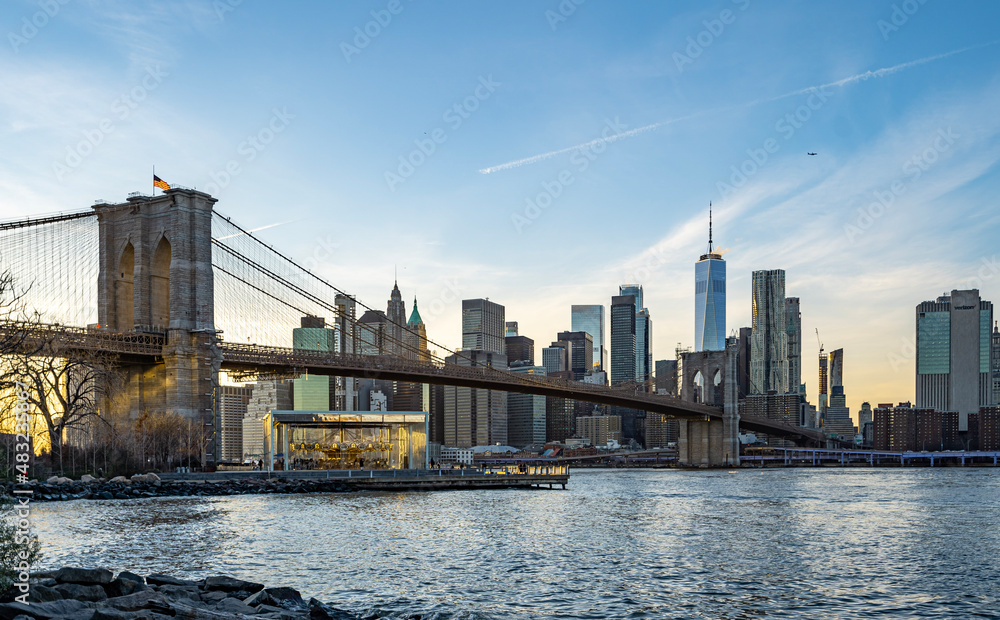 Brooklyn bridge and city skyline