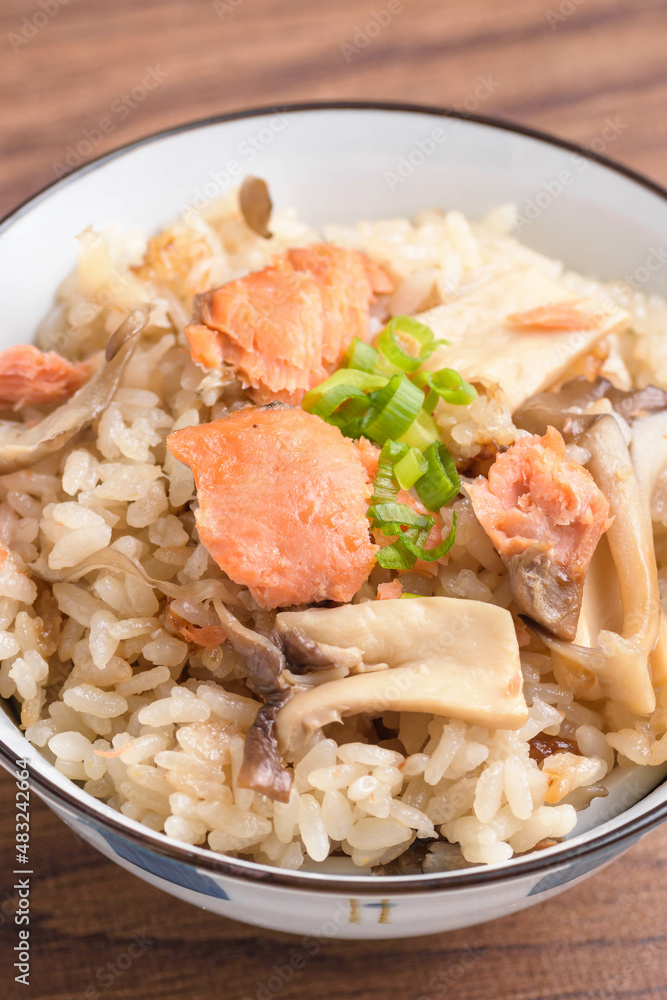 鮭と舞茸の炊込み御飯