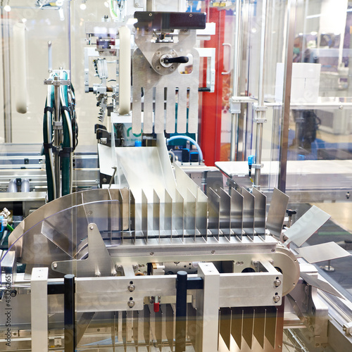 Tray packer machine