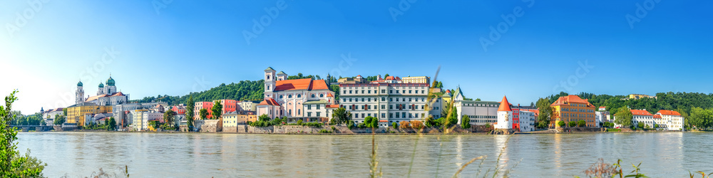 Flusspanorama, Passau, Bayern, Deutschland 