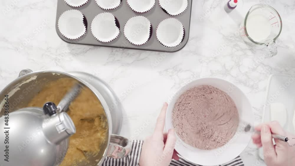 Flat lay. Step by step. Mixing ingredients in a standing kitchen mixer to prepare cream cheese frosting. Flat lay. Step by step. Mixing ingredients in a standing kitchen mixer to prepare cream cheese frosting.