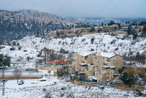 A Snowy morning in Jerusalem, Israel © Moshe Einhorn