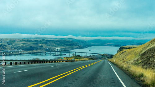 Columbia River Gorge National Scenic Area, Oregon State and Washington State